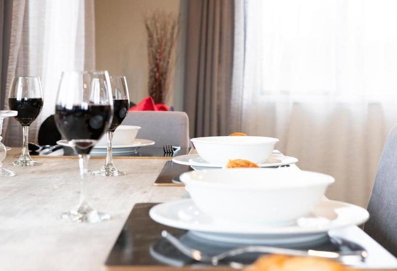 호텔 Kings On Peace