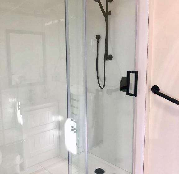 호텔 Le Chalet Waiheke Apartments