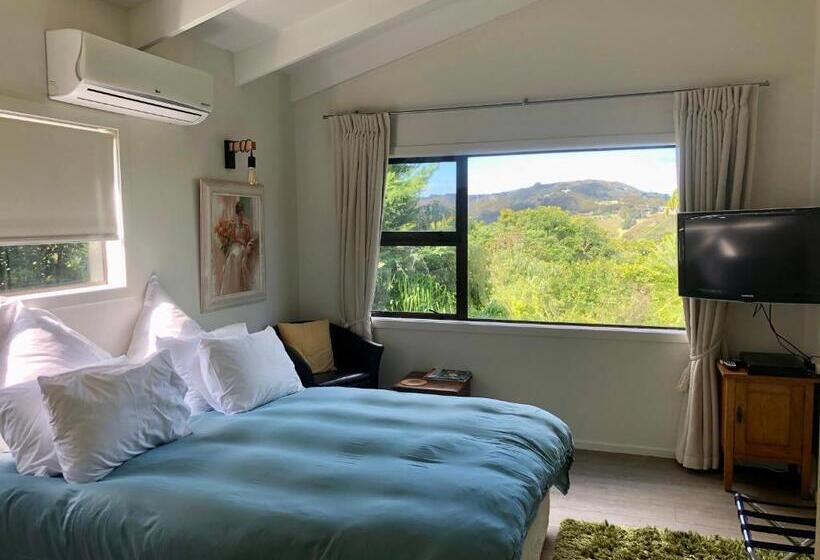 호텔 Le Chalet Waiheke Apartments