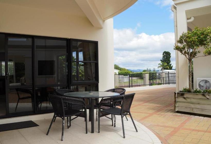 בית מלון כפרי Ocean Breeze Resort Pauanui