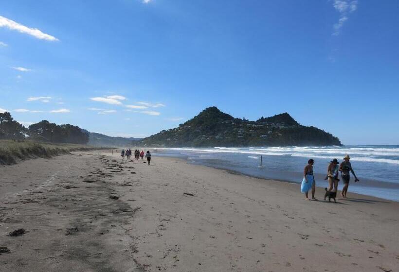 בית מלון כפרי Ocean Breeze Resort Pauanui