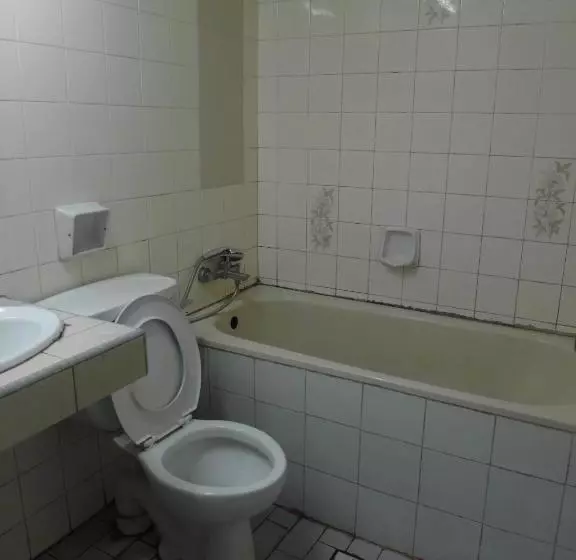 ホテル Silverwood Inn