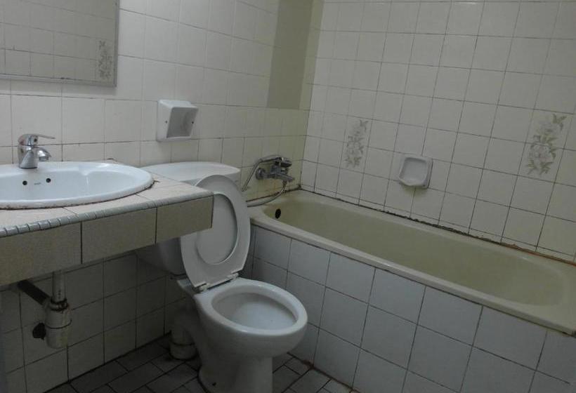 هتل Silverwood Inn