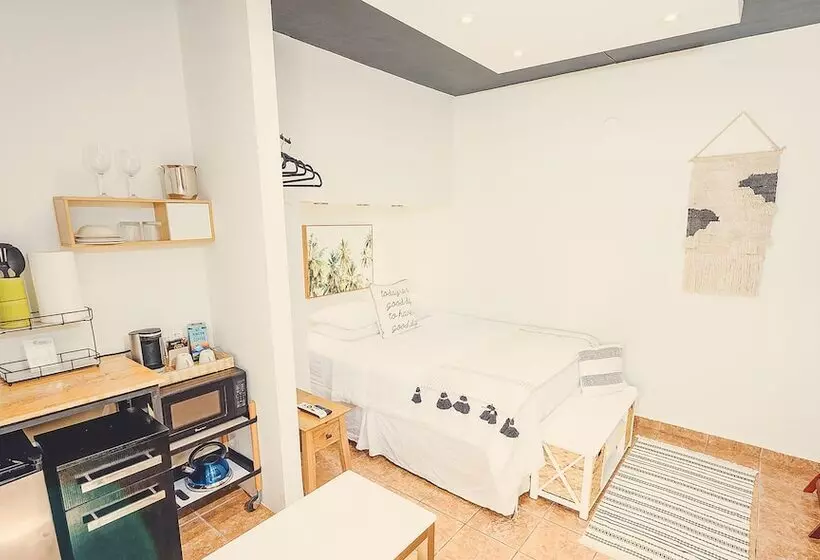 هتل Tamboo Beside The Pointe