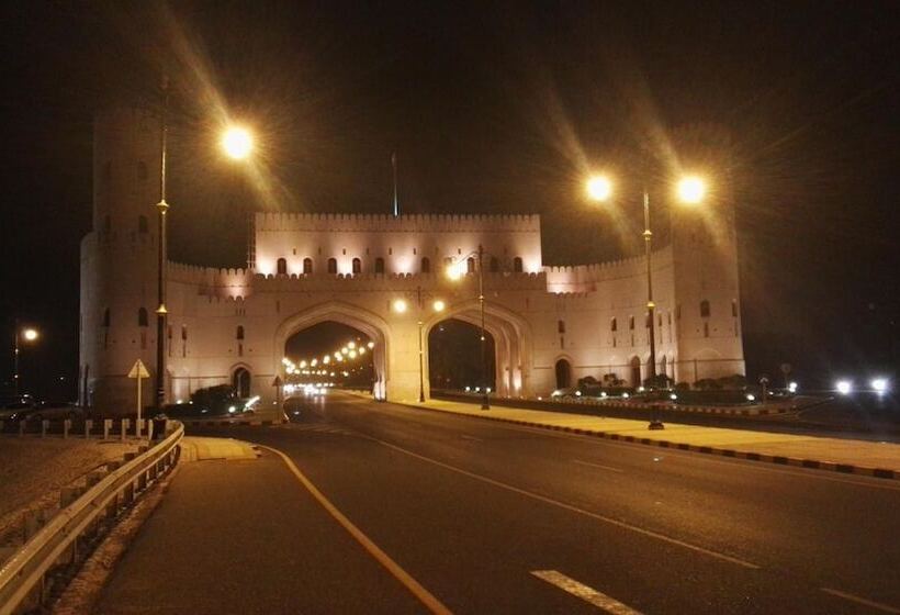 هتل Tanuf Residency