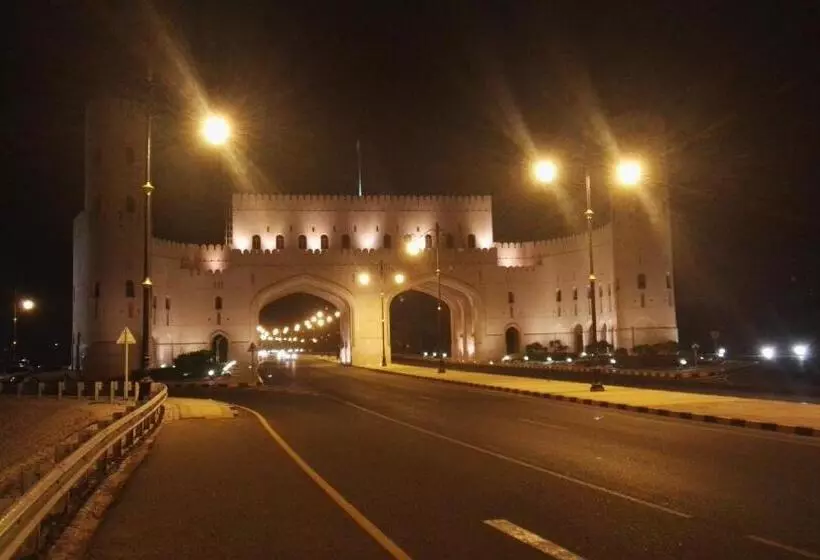 هتل Tanuf Residency