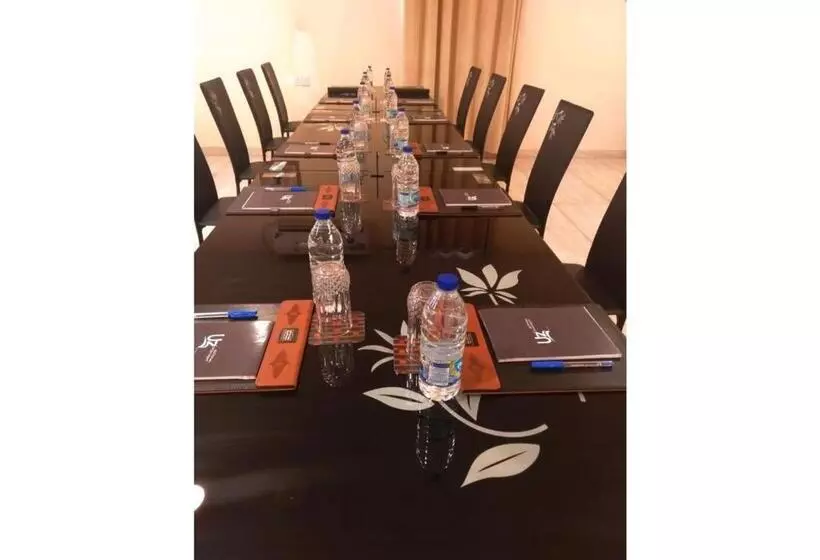 هتل Tanuf Residency