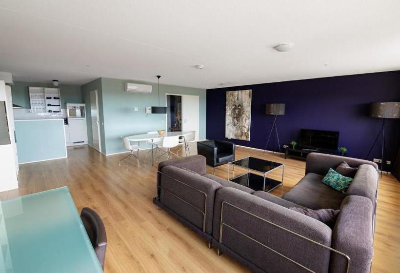 בית מלון כפרי The Penthouse