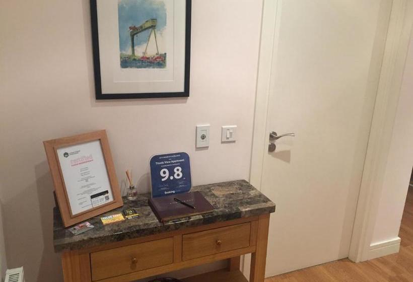 בית מלון כפרי Titanic View Apartment