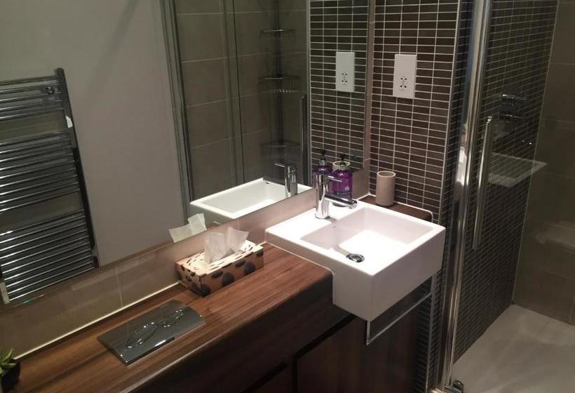 בית מלון כפרי Titanic View Apartment