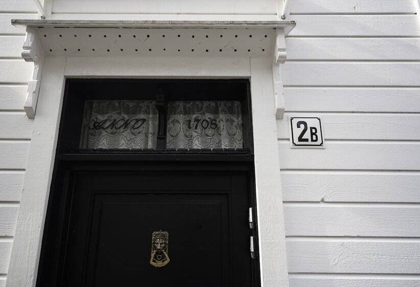 Hotel To Sostre Guesthouse