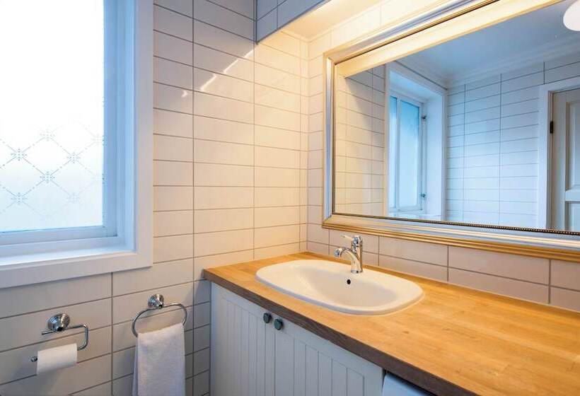 Hotel To Sostre Guesthouse