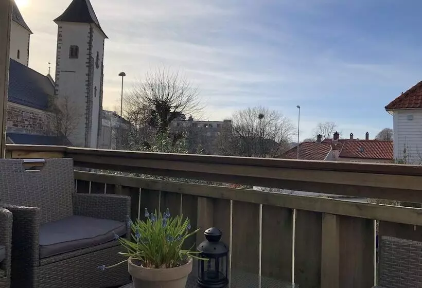 ホテル To Sostre Guesthouse