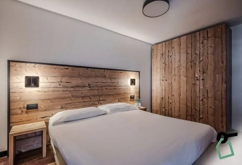 ホテル Hotiday Apartments La Thuile
