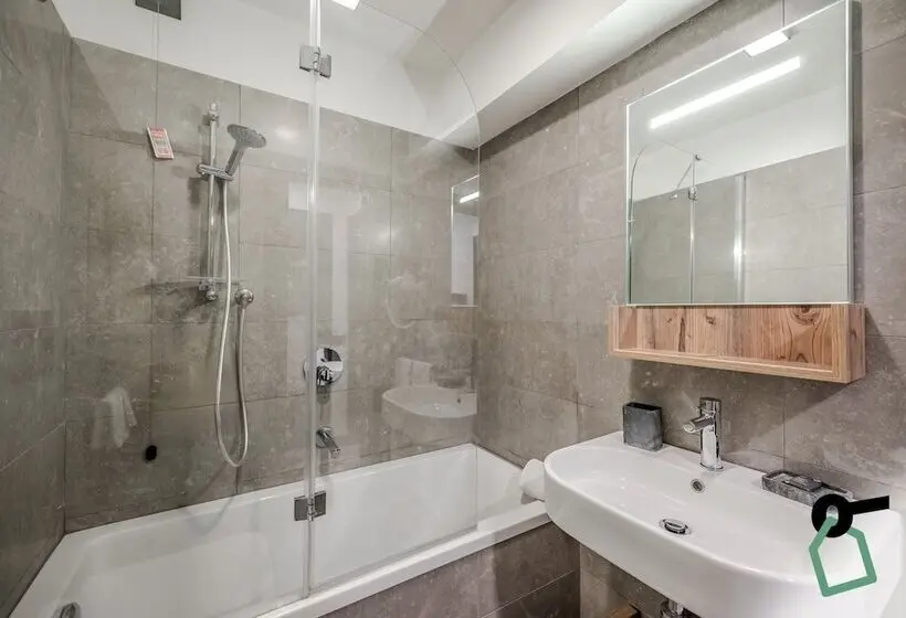 ホテル Hotiday Apartments La Thuile