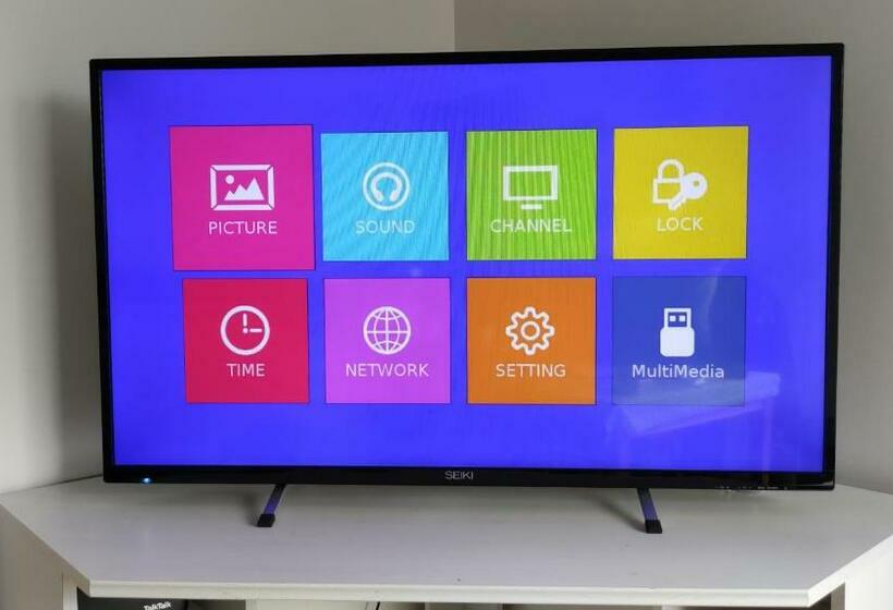 فندق Arena House