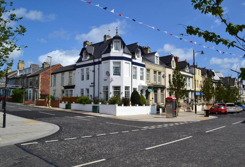 فندق Atlantis Guest House