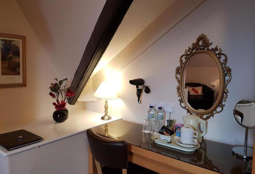 فندق Atlantis Guest House