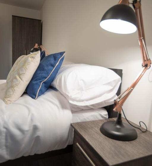 ホテル Caro Short Stay Open For Key Worker Accommodation