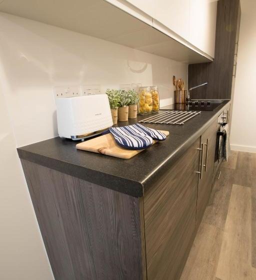 ホテル Caro Short Stay Open For Key Worker Accommodation