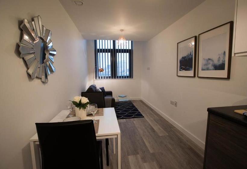 ホテル Caro Short Stay Open For Key Worker Accommodation