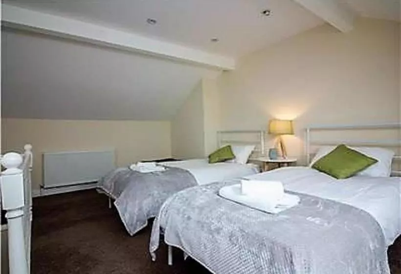 Hotelli Diamond – Highfield Lodge