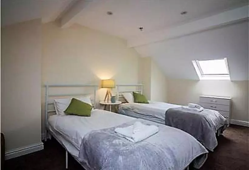 Hotelli Diamond – Highfield Lodge