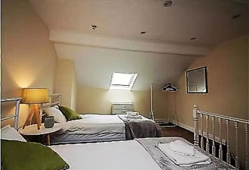 Hotelli Diamond – Highfield Lodge