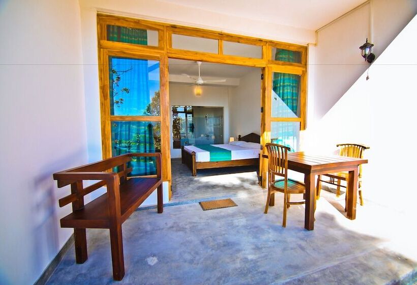 ホテル Ella Alpine Resort