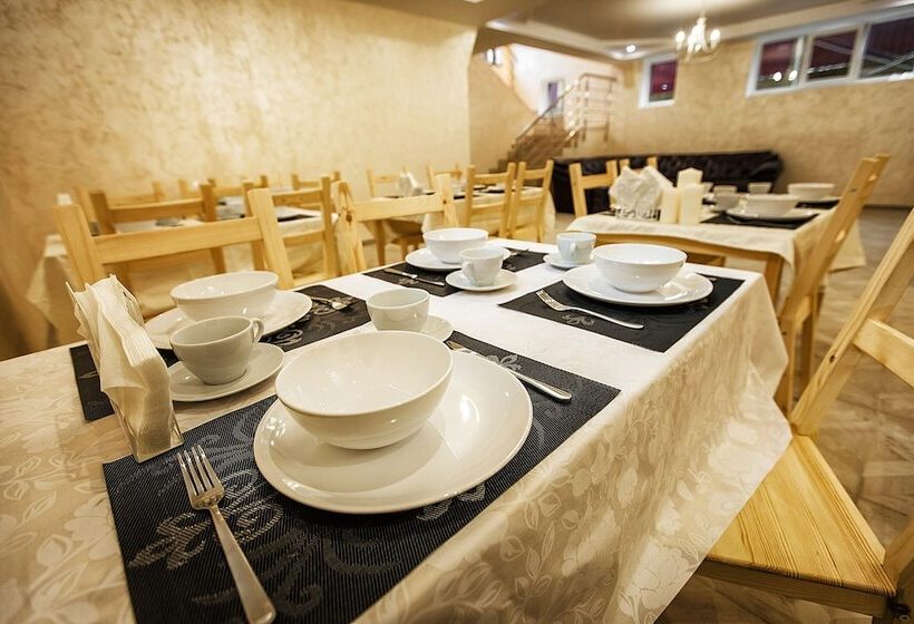 בית מלון כפרי Elpida