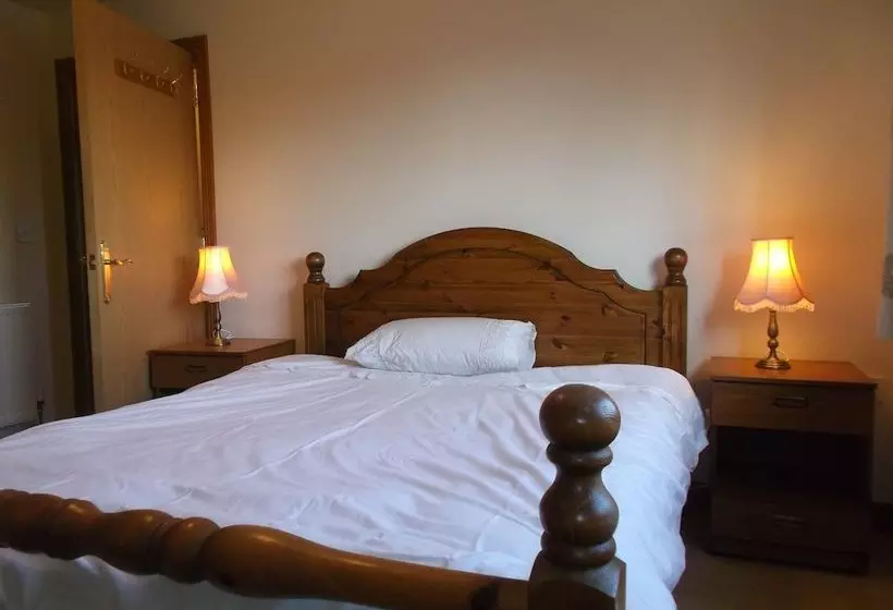 ホテル Enfield House And Cottages