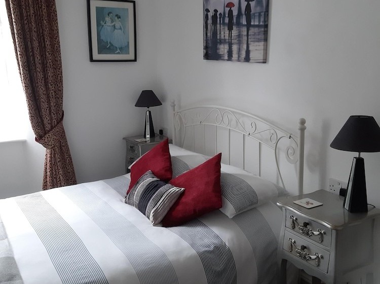 Отель Exmoor Lodge