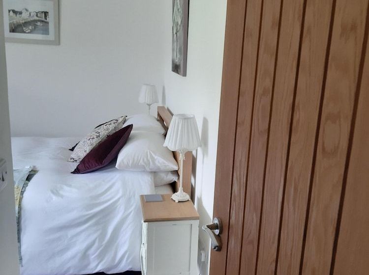 Отель Exmoor Lodge