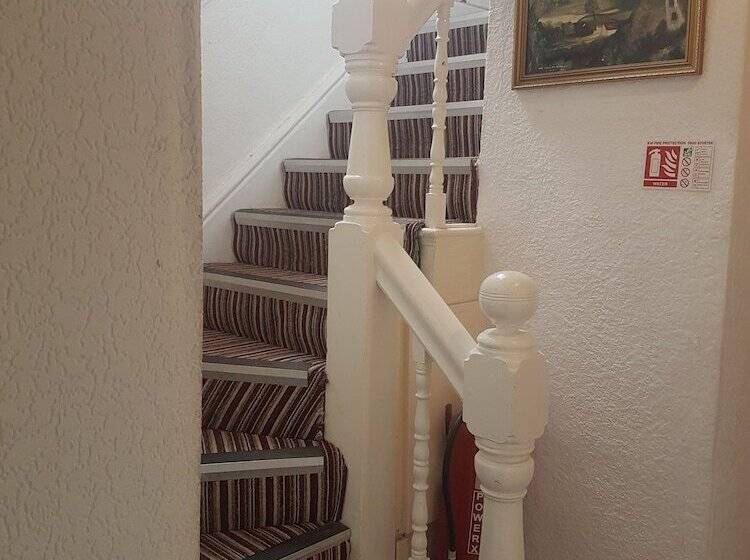 فندق Glenfield Lodge Guest House