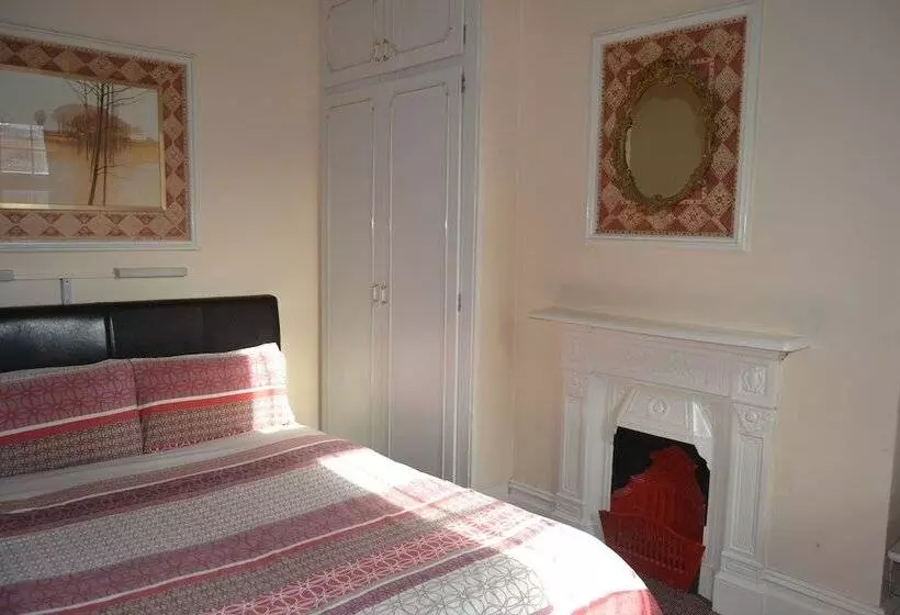 هتل Glenfield Lodge Guest House