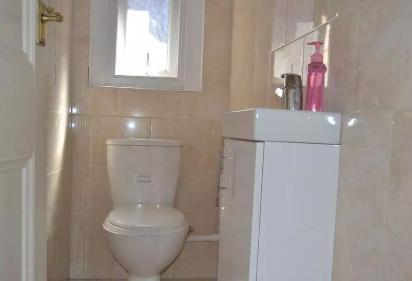 هتل Glenfield Lodge Guest House