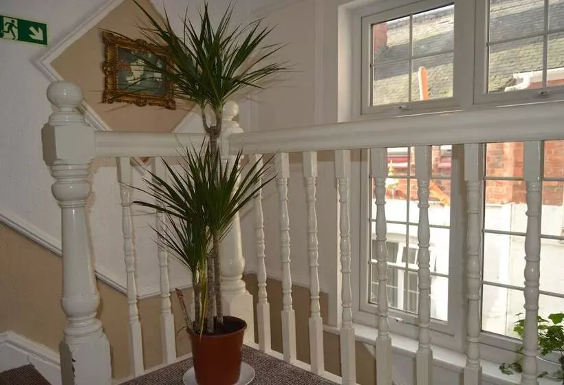 هتل Glenfield Lodge Guest House