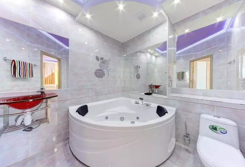 ホテル Innhome Apartments - Bratiev Kashirinykh