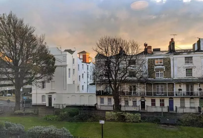 ホテル Innit Rooms Brighton