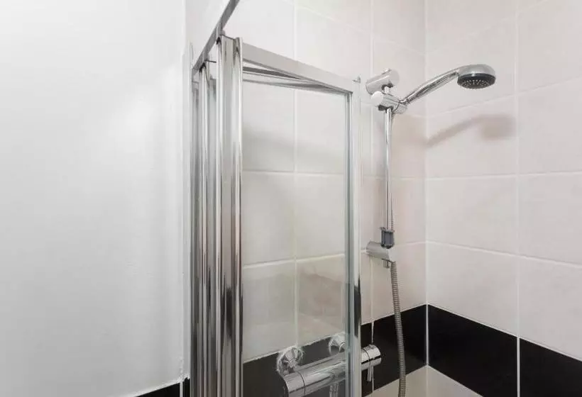 ホテル Innit Rooms Brighton