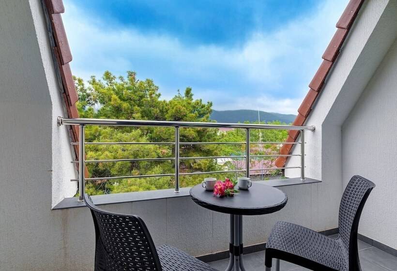 בית מלון כפרי Lermont