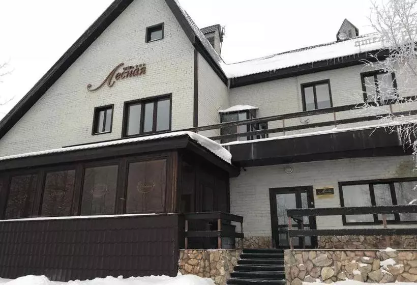 ホテル Lesnaya