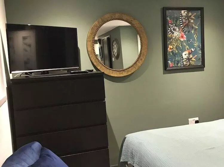 Hotelli Skyline Guesthouse