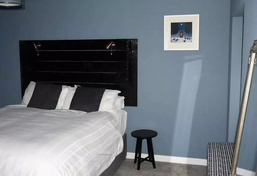 Hotelli Skyline Guesthouse