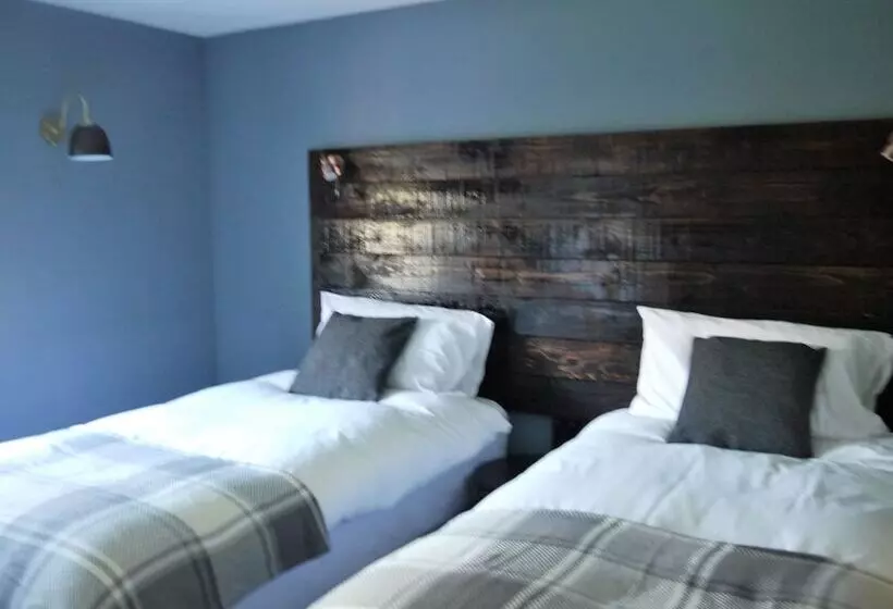 Hotelli Skyline Guesthouse
