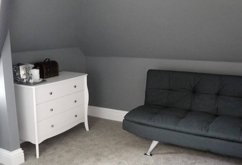 호텔 Skyline Guesthouse