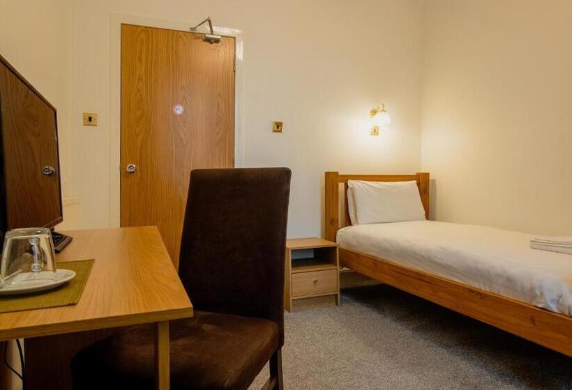 The Ben Mhor Hotel, Bar & Restaurant