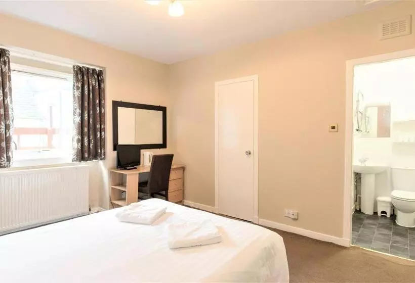 The Ben Mhor Hotel, Bar & Restaurant