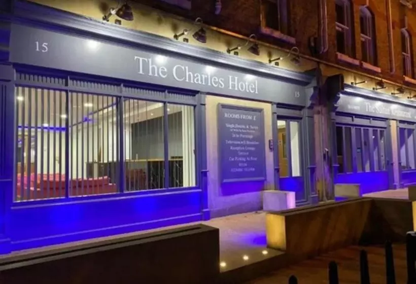 ホテル The Charles