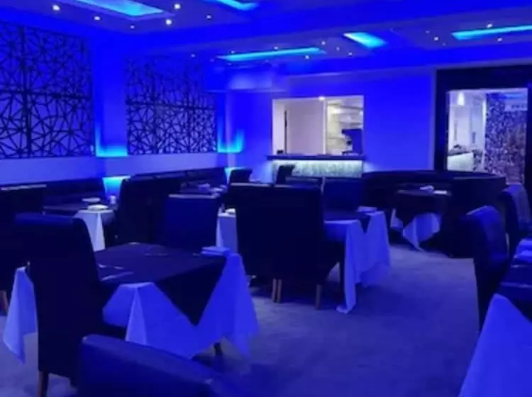 ホテル The Charles